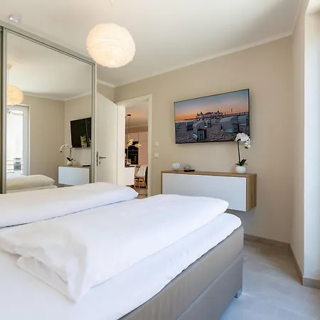 شقة Quartier 7 App 03 *